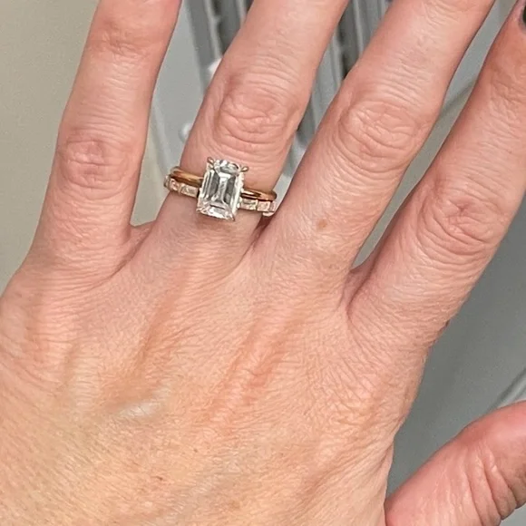 Ring Concierge 14K Gold Baguette Bar Eternity Band - Picture 7 of 7